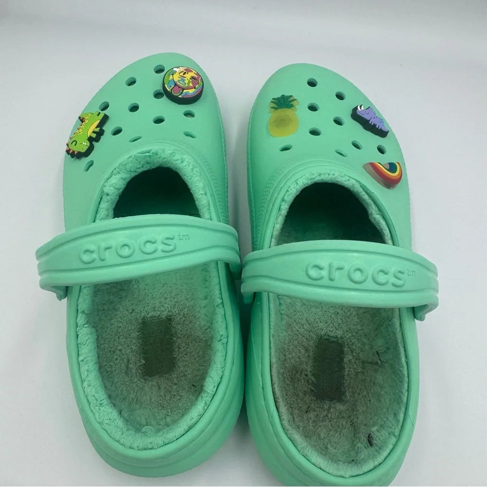 Crocs Classic Faux Fur Lined Clogs Mint Green Slip On Youth Junior size 4